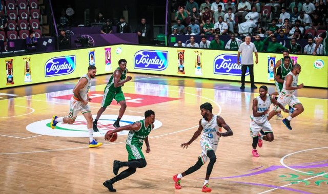 伊利携海外子品牌亮相FIBA亚洲杯，全球化布局加速